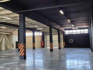 Фотография Аренда помещения свободного назначения, 577 м² , улица Верхние Поля 51Б  №2