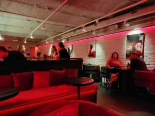 Фотография Аренда помещения свободного назначения, 200 м² , улица Петровка 19с3 №3 Фотография Аренда помещения свободного назначения, 200 м² , улица Петровка 19с3 №3