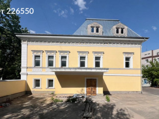 Аренда отдельно стоящего здания 1370 м² Донская улица 7с3