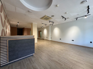 Фотография Аренда магазина, 128 м² , Хохрякова ул 74  №7