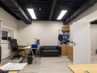 Фотография Продажа помещения свободного назначения, 991 м² , улица Каховка 20А №27 Фотография Продажа помещения свободного назначения, 991 м² , улица Каховка 20А №27