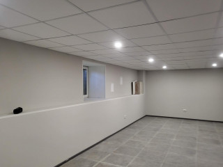 Фотография Продажа помещения свободного назначения, 212 м² , Молодёжная улица 3 №9 Фотография Продажа помещения свободного назначения, 212 м² , Молодёжная улица 3 №9