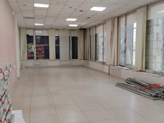 Фотография Аренда магазина, 430 м² , улица Дзержинского 38 №2 Фотография Аренда магазина, 430 м² , улица Дзержинского 38 №2