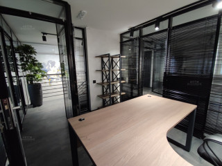 Фотография Продажа офиса, 130 м² , Высокая улица 2 №4 Фотография Продажа офиса, 130 м² , Высокая улица 2 №4
