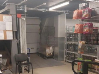 Фотография Аренда помещения свободного назначения, 426 м² , Юровская улица 101 №2 Фотография Аренда помещения свободного назначения, 426 м² , Юровская улица 101 №2