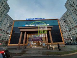 Аренда магазина 830 м² Комендантский проспект 9