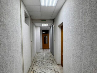 Фотография Продажа помещения свободного назначения, 1227 м² , улица Исаева 6 №4 Фотография Продажа помещения свободного назначения, 1227 м² , улица Исаева 6 №4