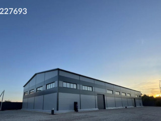 Аренда помещения свободного назначения 500 м² Клинниковская улица 53