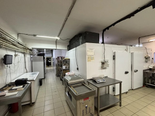 Фотография Аренда помещения свободного назначения, 382 м² , Донбасская улица 1 №18 Фотография Аренда помещения свободного назначения, 382 м² , Донбасская улица 1 №18