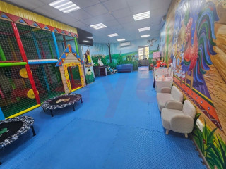 Фотография Аренда помещения свободного назначения, 256 м² , улица Архитектора Ишунина №17