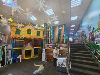 Фотография Аренда помещения свободного назначения, 256 м² , улица Архитектора Ишунина №10 Фотография Аренда помещения свободного назначения, 256 м² , улица Архитектора Ишунина №10
